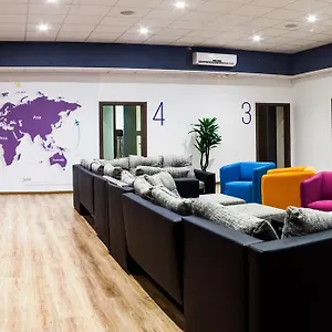 https://en-route-hostel.splithotels.org